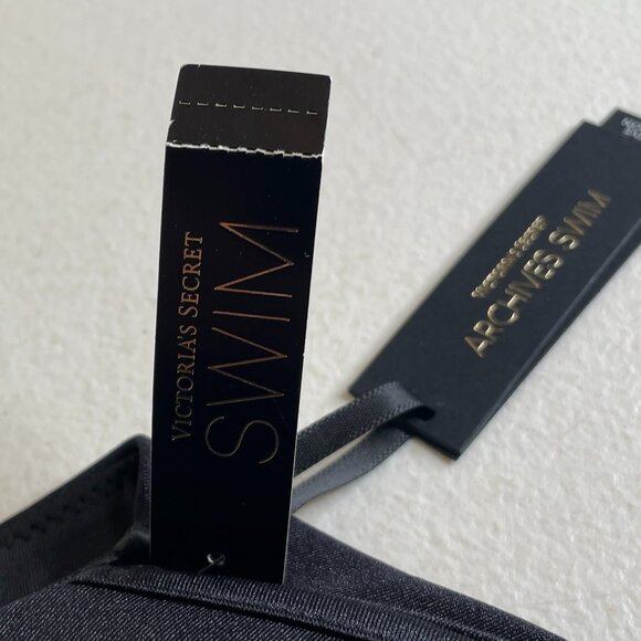 Victoria's Secret Archives Push-up Banded Bikini Top Size 32A - Picture 8 of 16